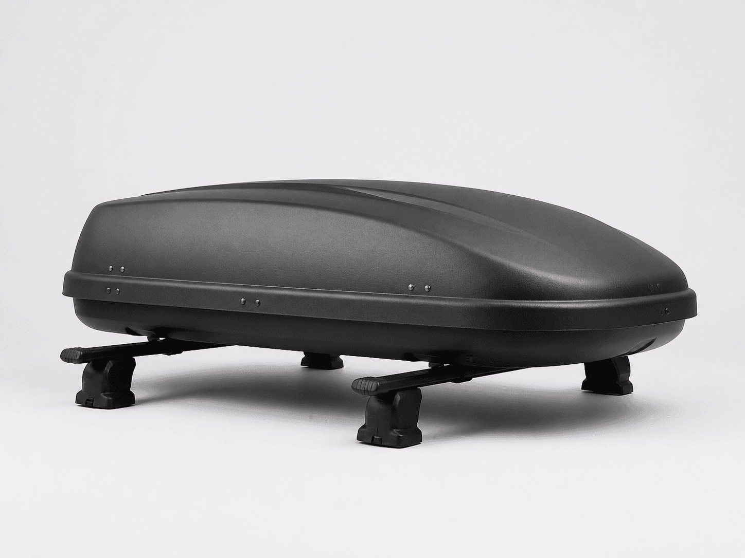 Representative Pulse 2 rooftop cargo box studio view